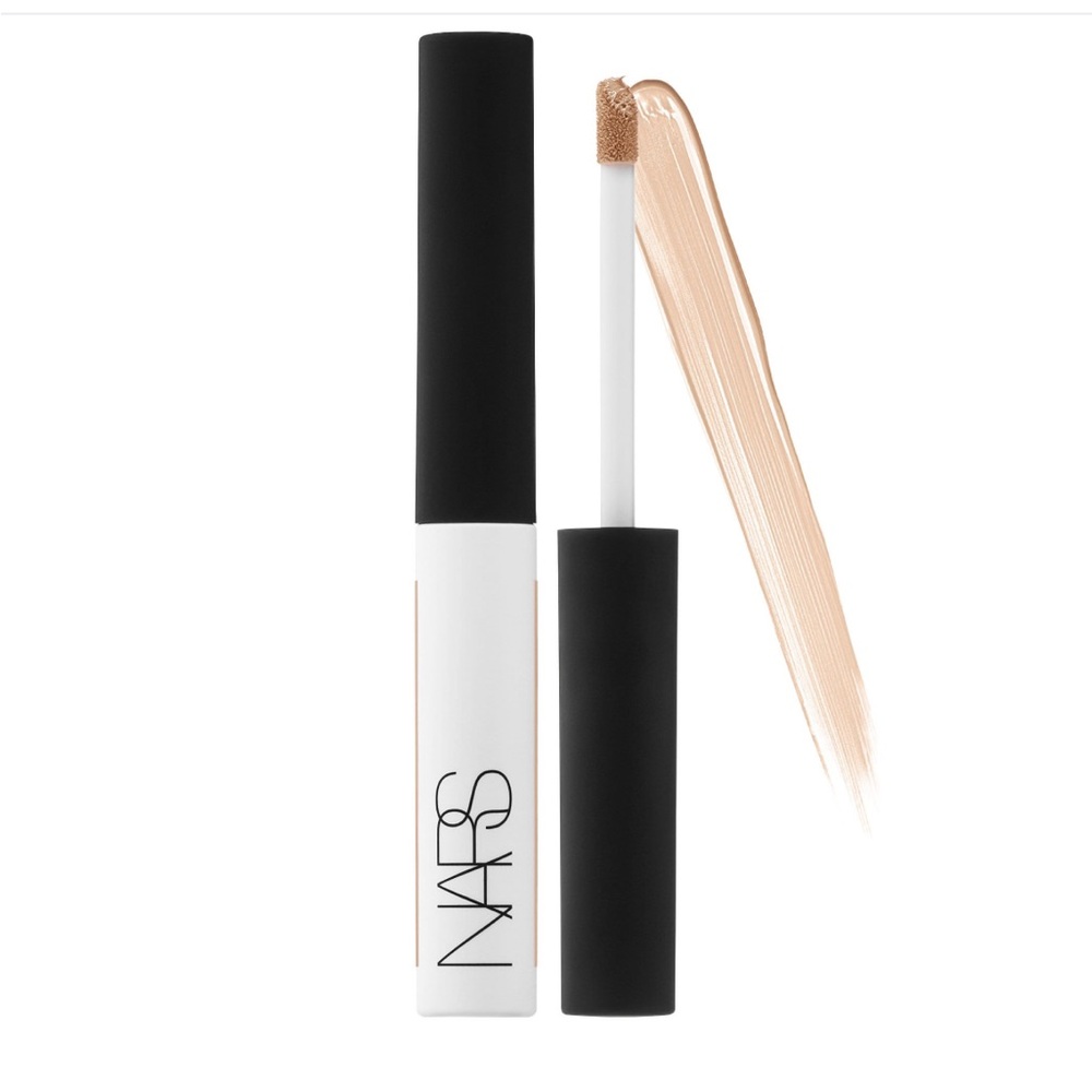 NARS Tinted Smudge Proof Eyeshadow Base